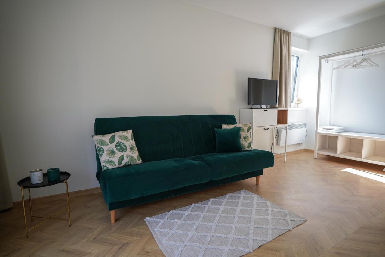 Park Apartments Kulautuva Екстер'єр фото